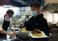 Chil-in-Hotel-Hostal-Restaurante-Valle-las-trancas-cocina-31