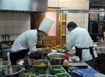 Chil-in-Hotel-Hostal-Restaurante-Valle-las-trancas-cocina-35